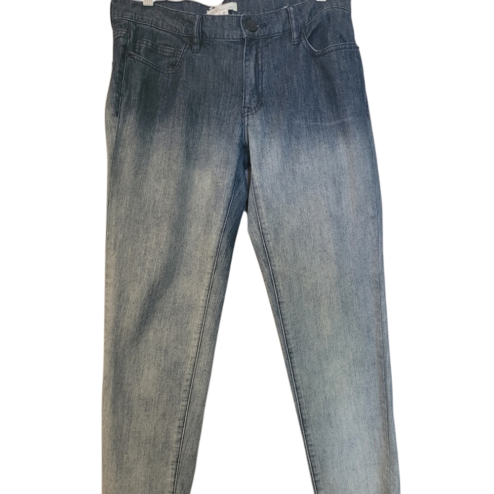 Bcbgeneration Jean Capris Split Dark And Light Wa… - image 2